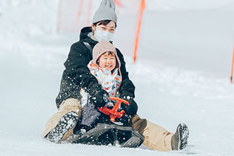 そり遊びイメージ